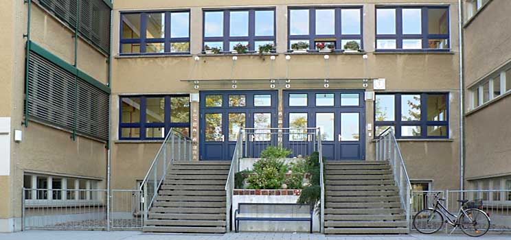 Regelschule Buttstädt - Eingang